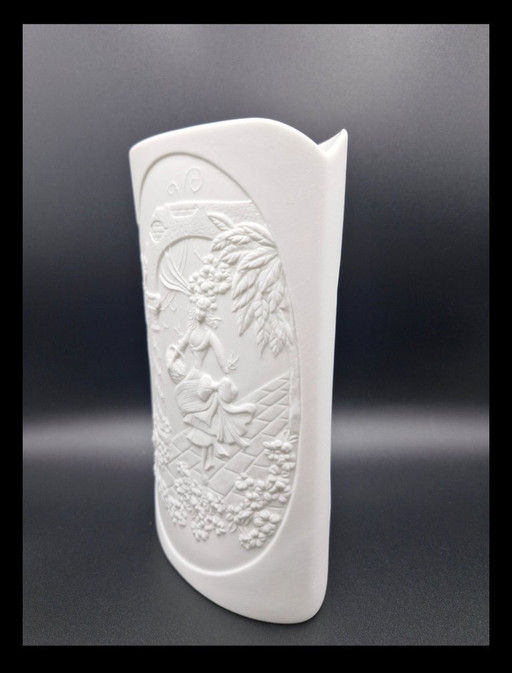 Vintage AK Kaiser porcelain relief vase – Manfred Frey – Model 0315