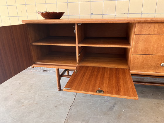 Image 1 of Vintage dressoir in Iroko