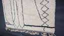 Alfombra marroquí blanca decorada de 200 cm x 300 cm
