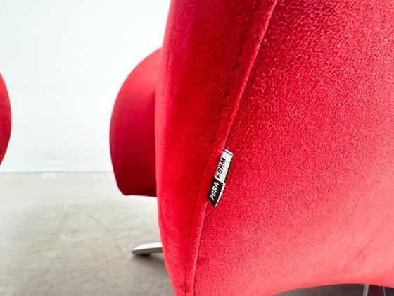 Image 1 of 2x Fauteuil Original Fora Form Loop Johan Verde en velours rouge