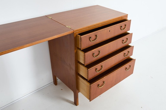 Image 1 of Zweeds modern dressoir uit het midden van de eeuw uit de jaren 50 van David Rosen door Nordiska Kompaniet