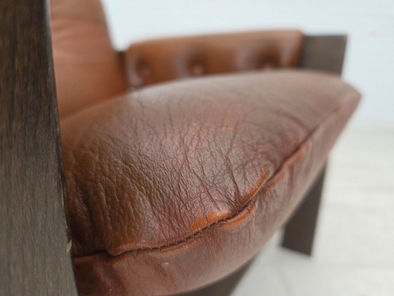 Image 1 of Sillón escandinavo años 70, mobiliario de piel, lona, ​​madera de roble.