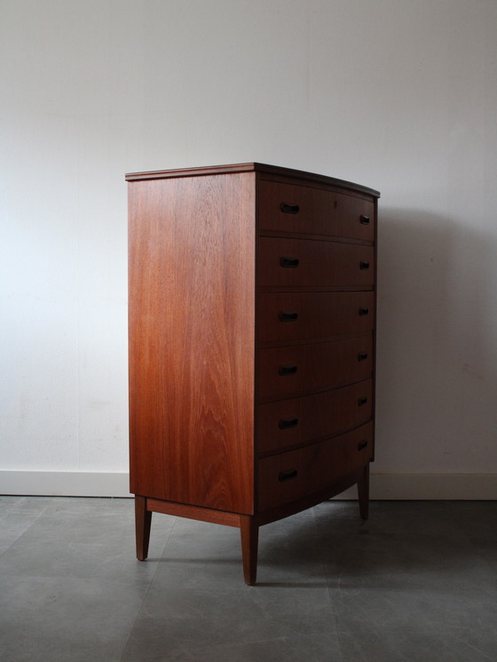 Image 1 of Vintage Danish chest of drawers in teak
