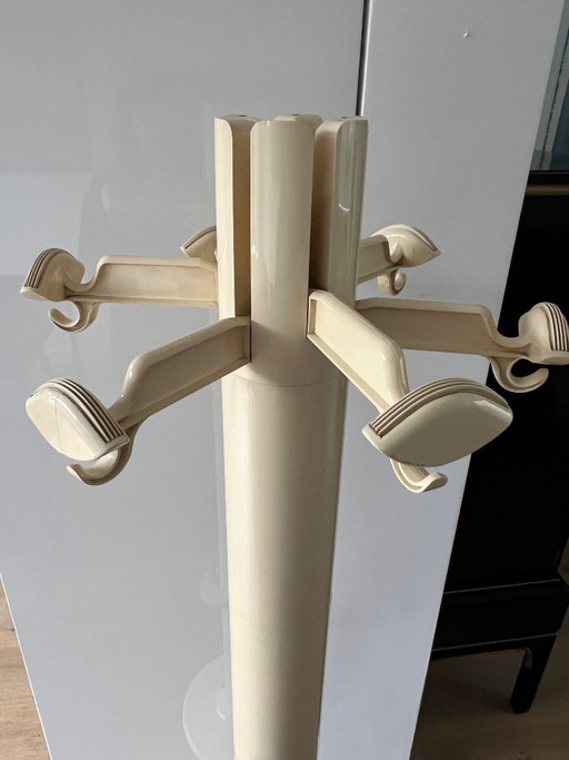 Anonima Castelli Planta coat rack by Giancarlo Piretti
