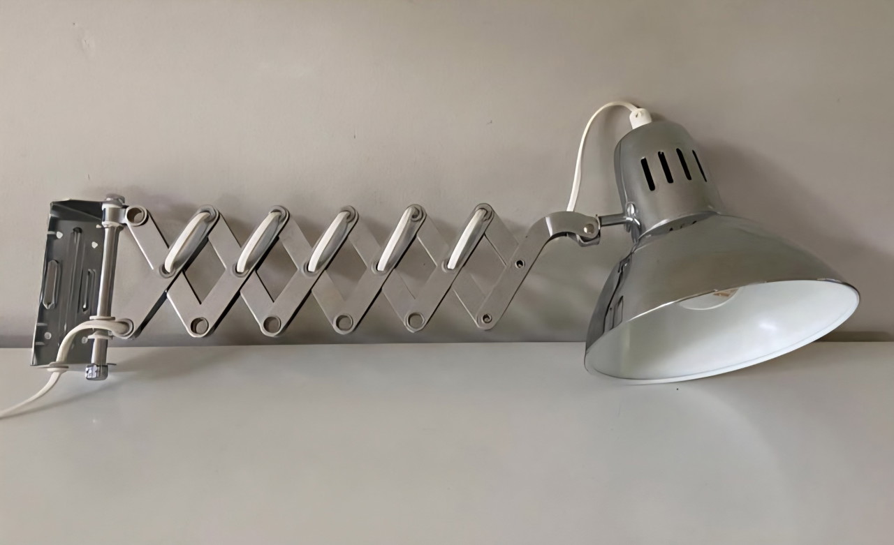 Lampada a forbice Ikea vintage cromata anni '80.