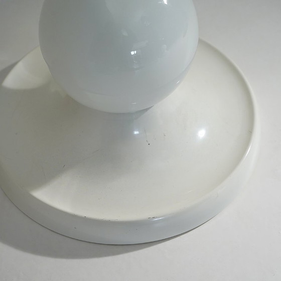 Image 1 of Een paar Light Ball plafondlampen van de gebroeders Castiglioni voor Flos, jaren 60.