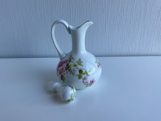 Image 1 of Jarra de aceite o vinagre de porcelana antigua