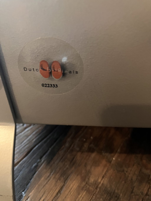 Gispen 1022 literatuurbak