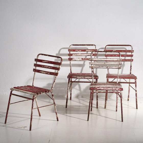 Antique red and white terrace chairs (c.1920). Set of 4 pieces – Garden chairs, Wood, Iron (photo 4 of 40)