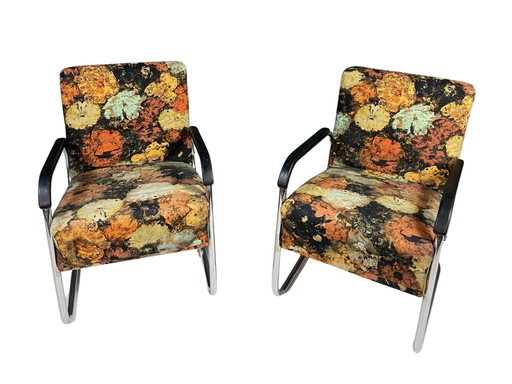 Paire de fauteuils chromés fonctionnalistes de style Bauhaus, Europe de l'Est, années 1950