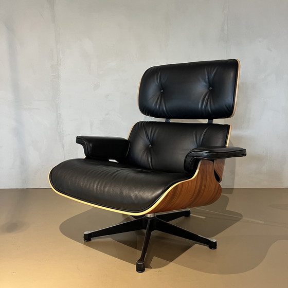 Image 1 of Vitra Eames lounge chair incl. ottoman - santos palissander XL