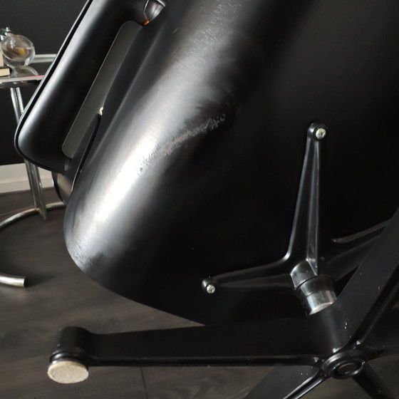 Image 1 of Poltrona Eames, H Miller di Vitra