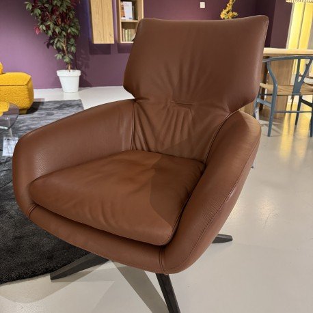 Loyd – Armchairs, Leather, Calfskin (photo 2 of 2)