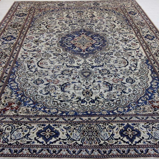 Image 1 of Handgeknoopt Perzisch tapijt Nain Patina 330x231