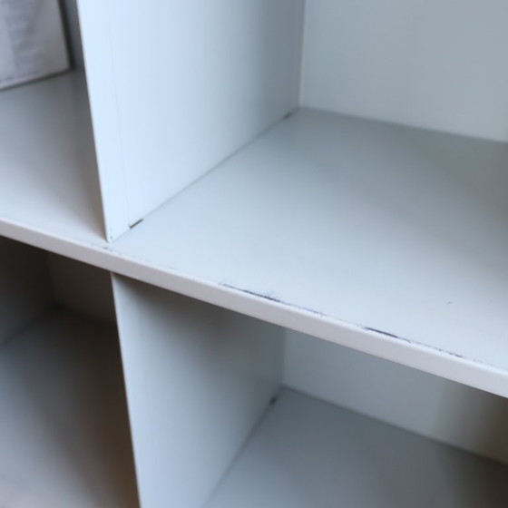 Image 1 of Vitrine vintage en métal pour disques vinyles et tourne-disques