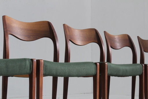 6 chaises de salle à manger vintage Niels Moller modèle 71