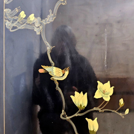Image 1 of Vintage Chinese zwarte lakkast vogels en bloemen /  bohemian / oosterse / Aziatische kast (bruidskast)