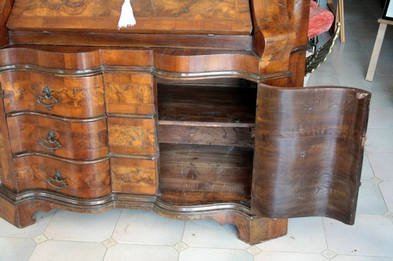 Image 1 of Originele Lombardische Italiaanse trumeau van walnoot en walnootwortelhout, 19e eeuw, Noord-Italië