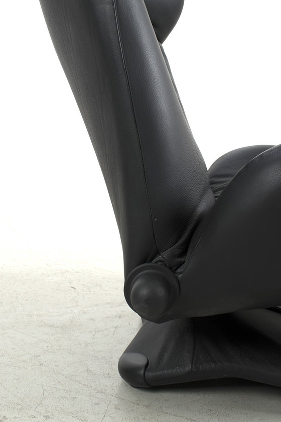 Image 1 of Sillón Cassina Wink en piel negra diseño Toshiyuki Kita