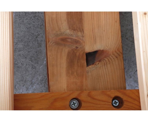 Estructura de cama de pino macizo de los años 70, de Ate van Apeldoorn. – Camas de matrimonio, Wood (photo 10 of 21)