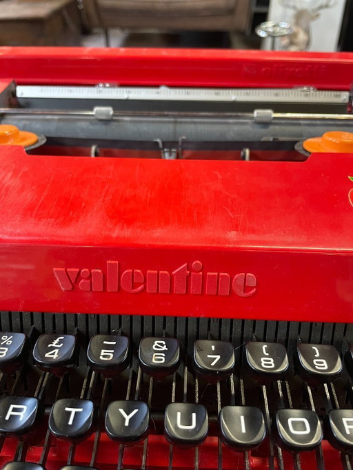 Olivetti Valentine s typemachine (Sirkel)