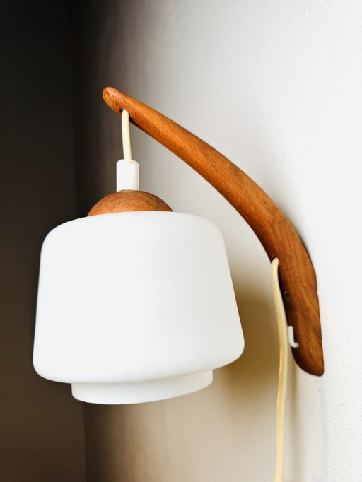 WANDLEUCHTE MIT EINEM ARM VON UNO & ÖSTEN KRISTIANSSON FÜR LUXUS, SCHWEDEN, 1960er Jahre