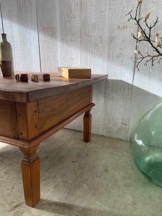 Image 1 of Grande tavolino da caffè vintage