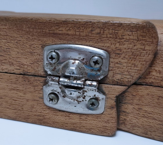 Image 1 of boîte bois queue billard sculpturale