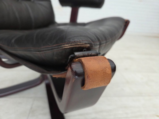 Image 1 of 1970s, Norwegian design by Sigurd Ressel, lounge chair model "Falcon".