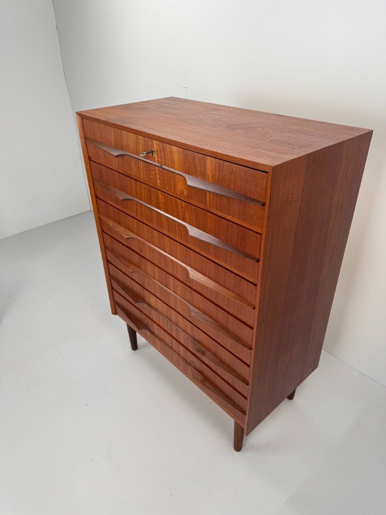 Cómoda de teca de G.J. Møbler, Dinamarca, c. 1960s, Madera, Metal, Marrón, Mid Century Modern (foto 3 de 11)