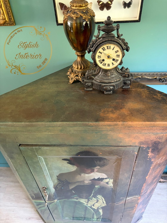 Eckschrank Dame in Grün – Aufbewahrungsschrank, Wood (photo 3 of 5)