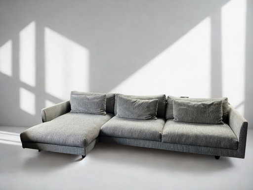 Beautiful Montis Axel XL design chaise lounge sofa