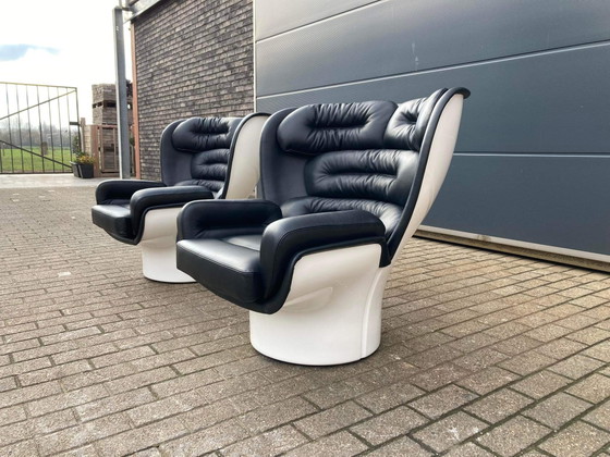 Image 1 of 2x Joe Colombo Elda Stuhl, schwarzes Leder, weißes Fiberglas