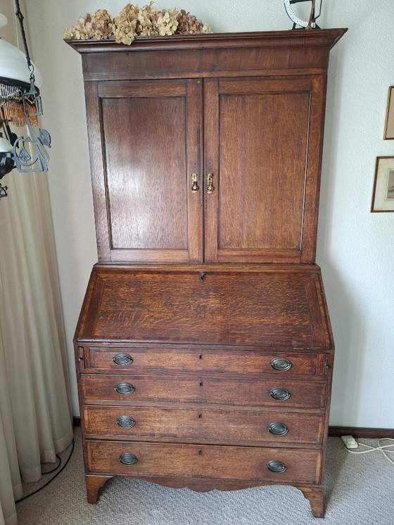 Image 1 of Scrivania antica con mobiletto superiore