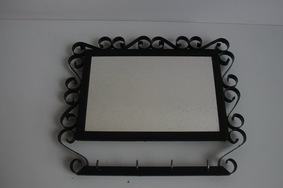 Image 1 of Miroir mural vintage en métal avec crochets, années 1960.