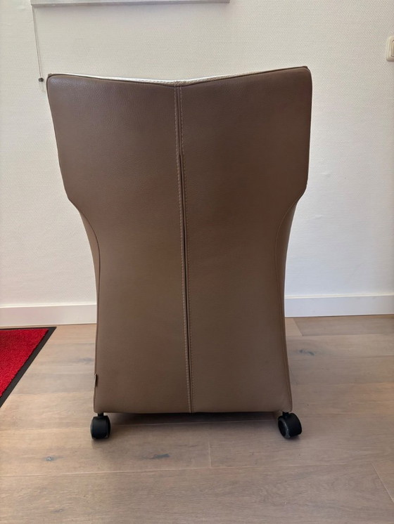 Image 1 of 4 dining chairs on wheels Bert Plantagie