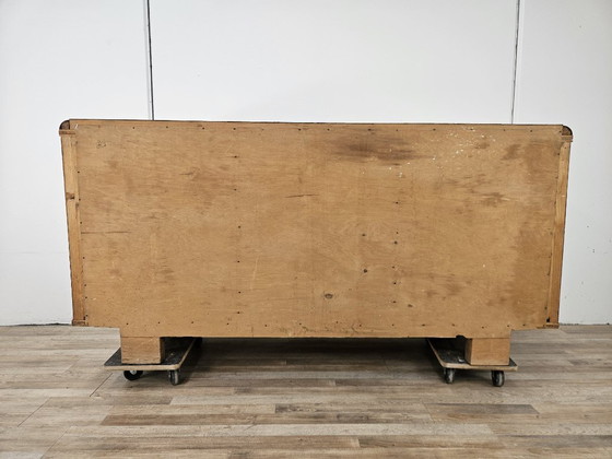 Buffet bas Art Déco en noyer à trois portes, années 1940 – Bois, Klassiek (photo 27 of 27)
