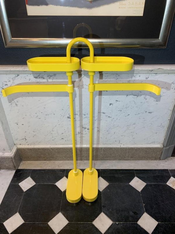 Galán de noche / Toallero de Metalplastica Lucchese, Italia, años 80 – Percheros, Italian Design (photo 5 of 13)