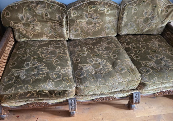 Image 1 of Divano inglese in noce + tavolo abbinato