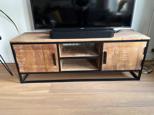 Série de meubles TV en bois de manguier Loods5 Maas