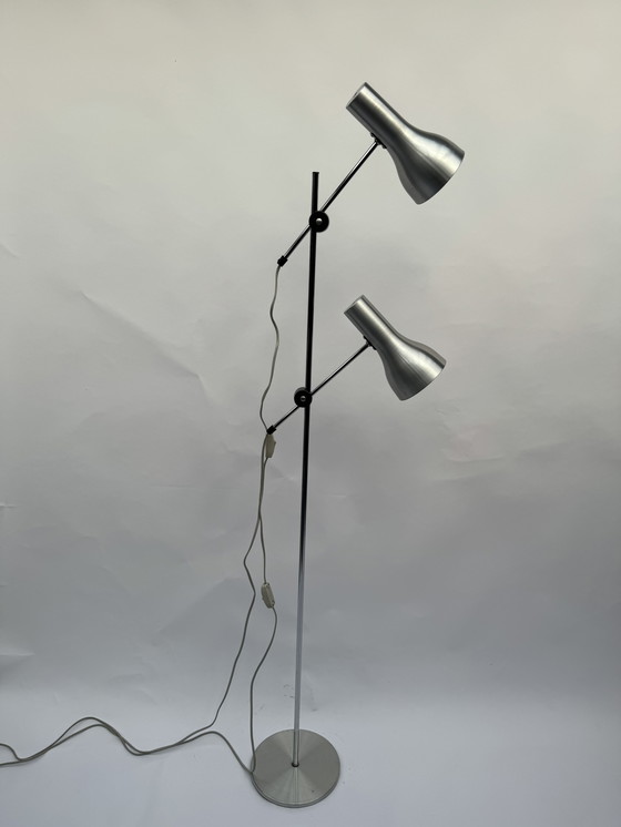Image 1 of Minimalistische staande lamp uit het midden van de eeuw – verstelbaar ontwerp met dubbele kegel (Hala Zeist / Anvia-stijl)
