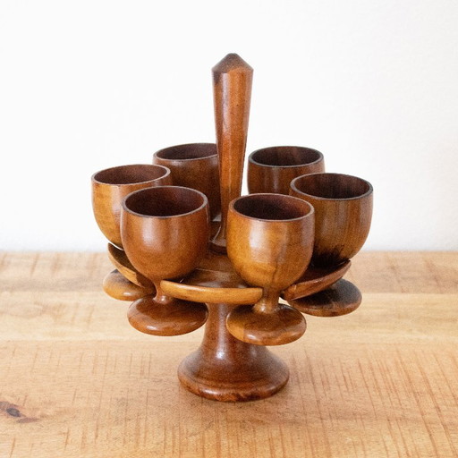 Vintage eierdopstandaard met 6 eierdopjes, gemaakt van olijfhout