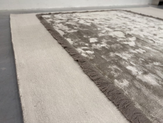 Leolux Frame Rug Reed 240x340, Rugs & carpets, Other, Taupe (photo 4 of 10)