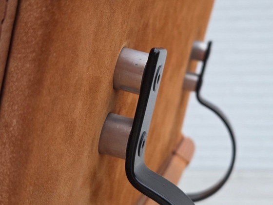 Image 1 of Anni '80, poltrona girevole svedese, pelle nabuk, tela, legno di faggio curvato.