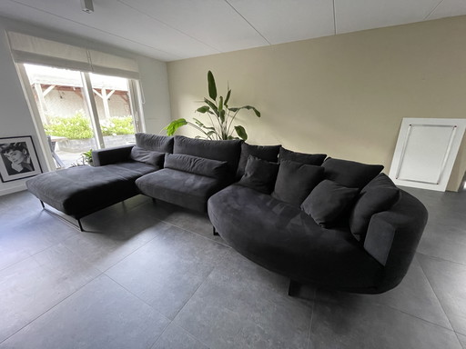 Loungeset mit langem Sessel und runder Liege