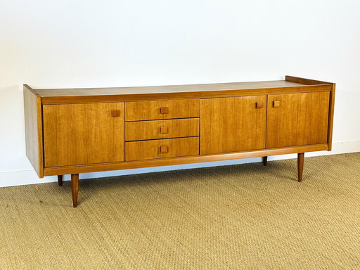 Scandinavisch dressoir van teakhout, 1960
