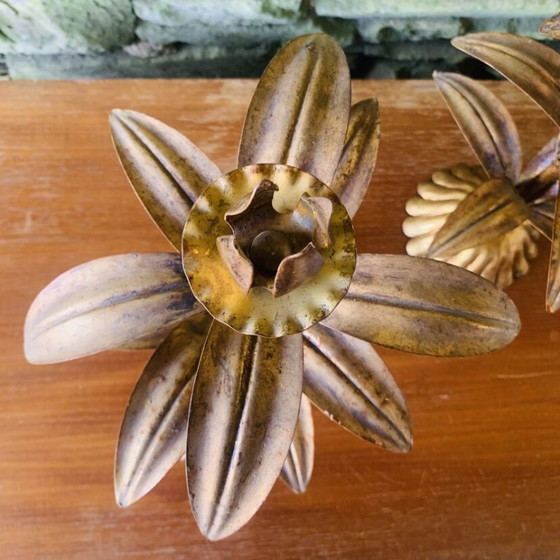 Image 1 of Coppia di candelabri in foglia d'oro degli anni '60