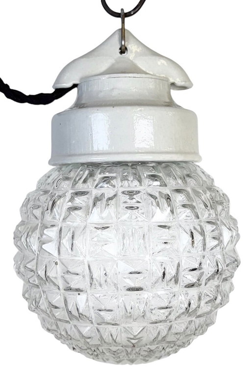 Lámpara colgante vintage de porcelana blanca, años 70