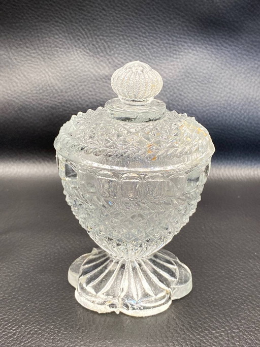 Antique pressed molded glass mustard pot, diamond pattern, fluted base, late 19th century – glazen karaffen