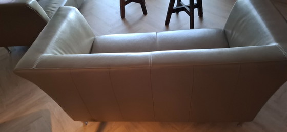 Image 1 of Canapé en cuir 2 et 2,5 places